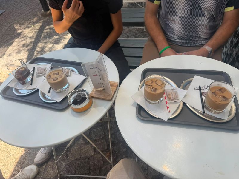 Ausflug in ein Café in Wallisellen